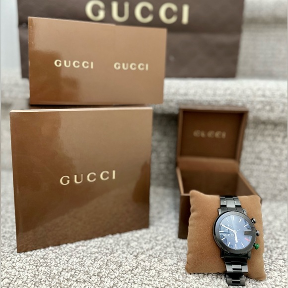 GUCCI Watch - Picture 1 of 17